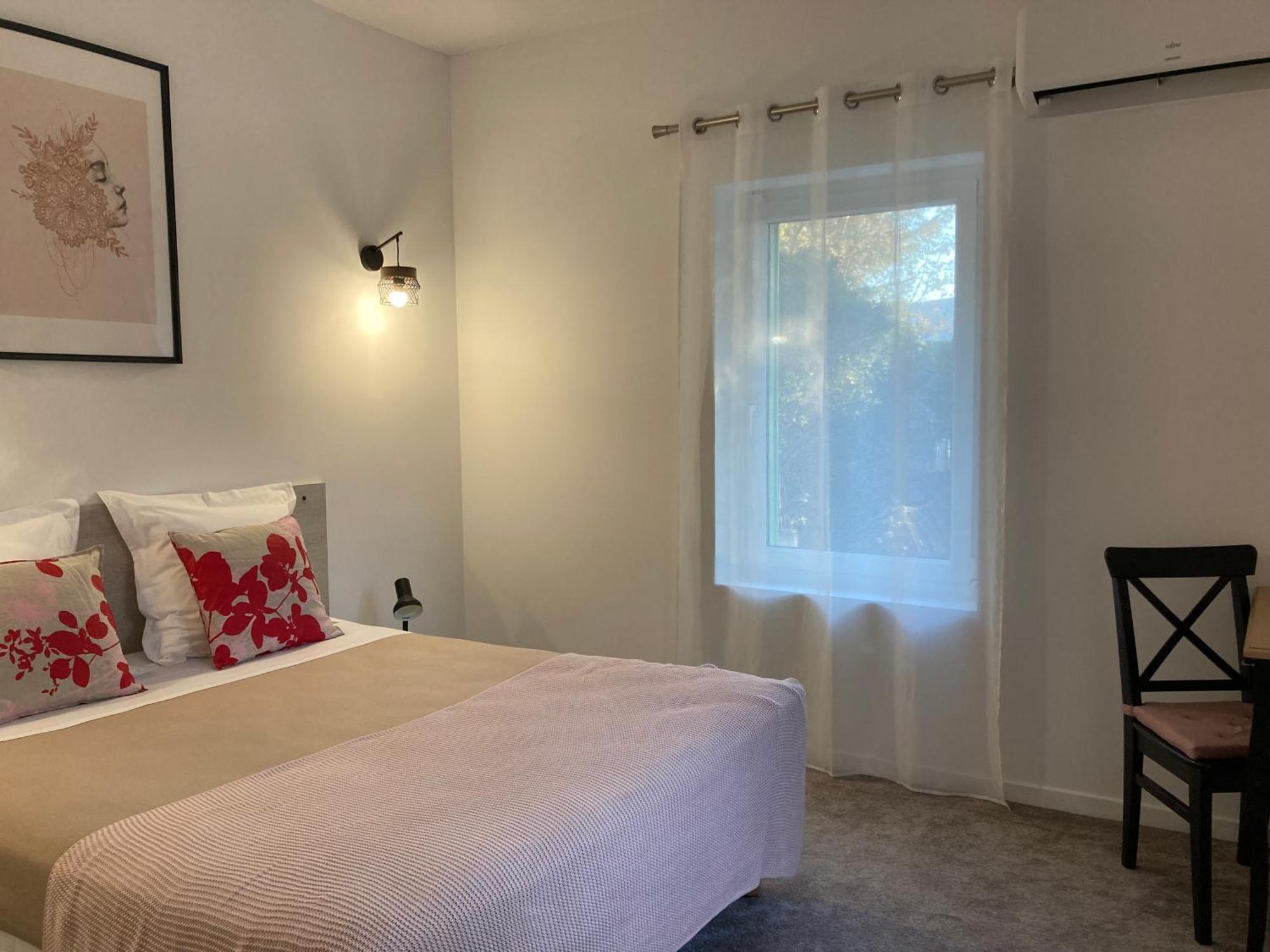 Appartement Pavillon de l’Étang à Châteauneuf-du-Rhône Extérieur photo