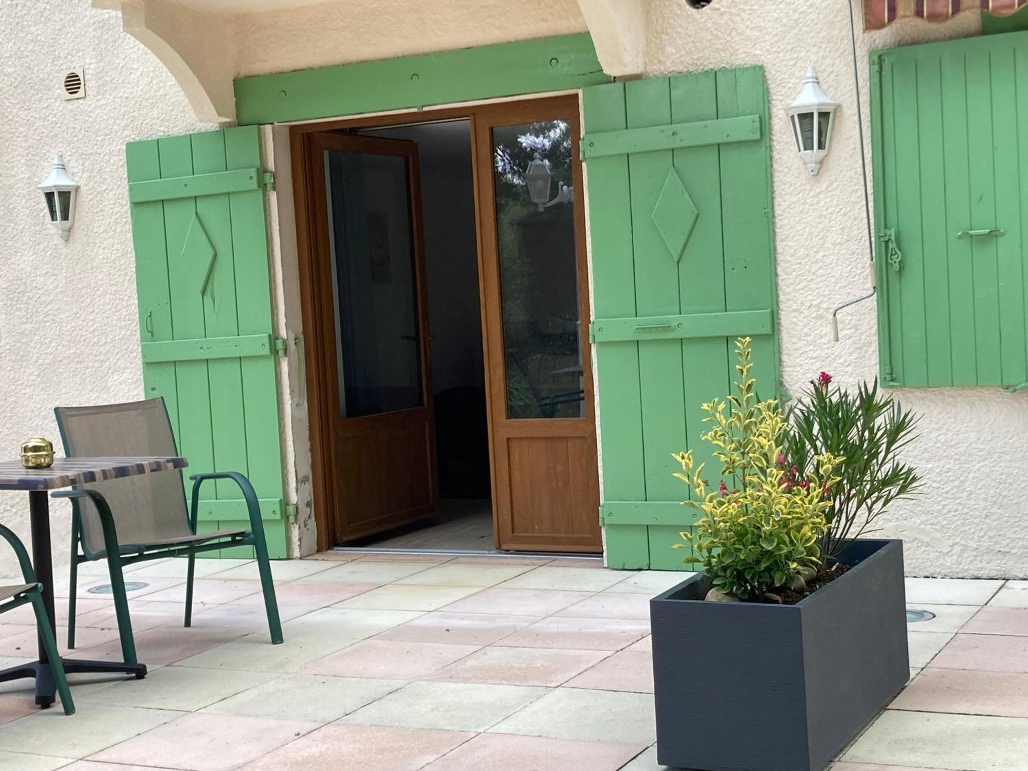 Appartement Pavillon de l’Étang à Châteauneuf-du-Rhône Extérieur photo
