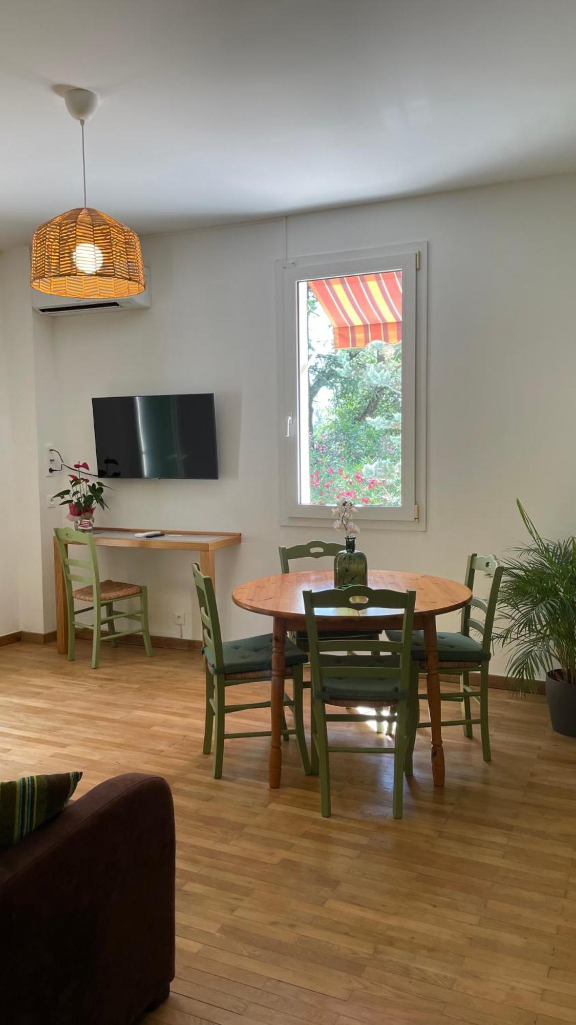 Appartement Pavillon de l’Étang à Châteauneuf-du-Rhône Extérieur photo