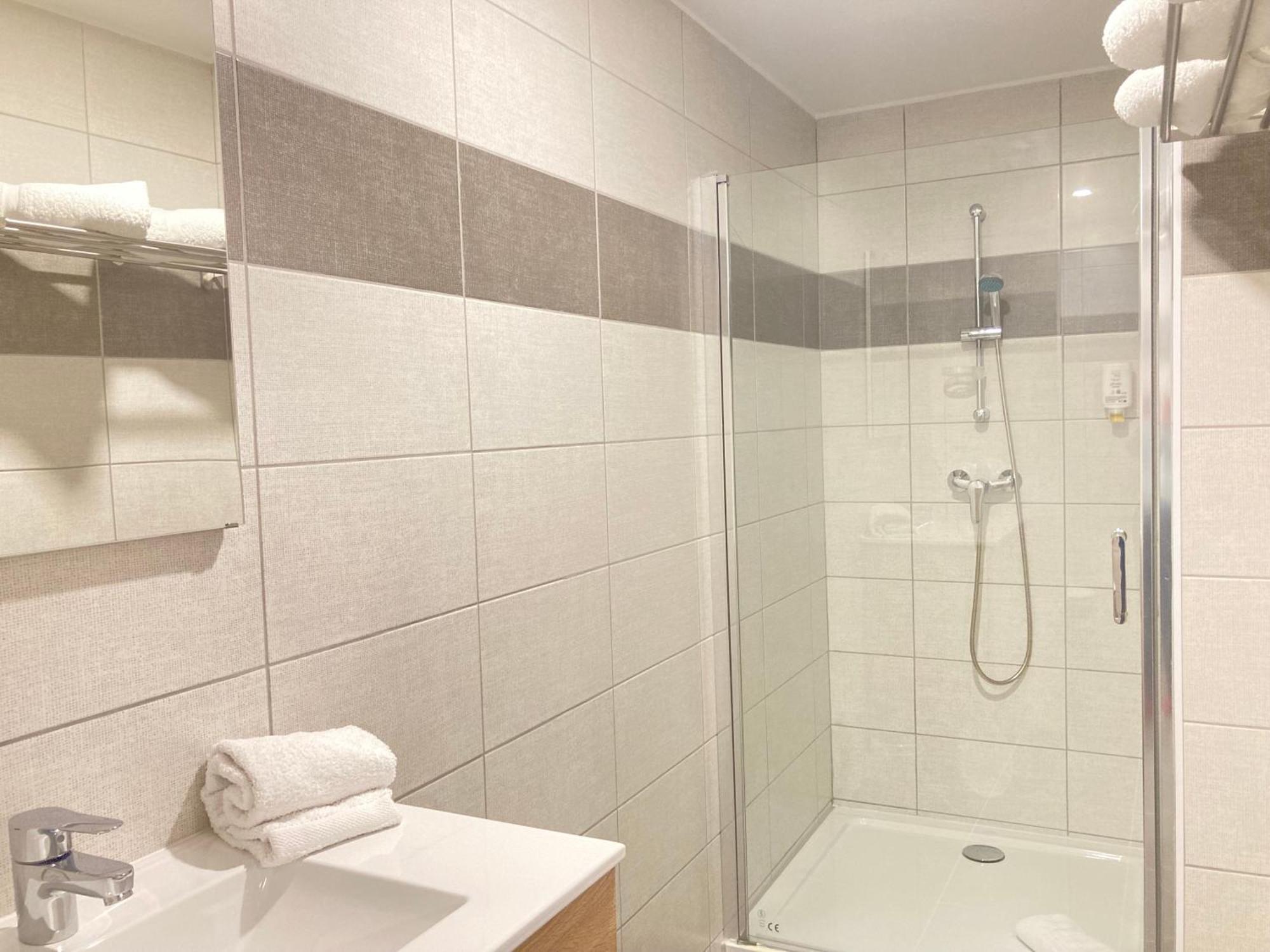 Appartement Pavillon de l’Étang à Châteauneuf-du-Rhône Extérieur photo