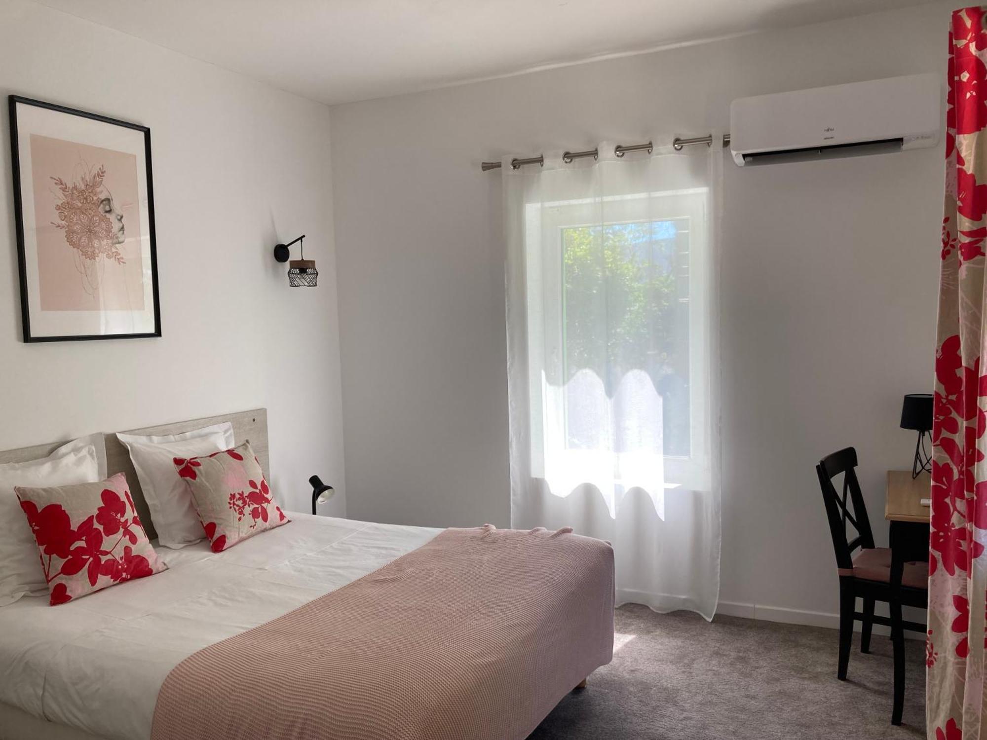 Appartement Pavillon de l’Étang à Châteauneuf-du-Rhône Extérieur photo